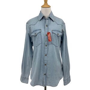 Wrangler Shirt Men Small SLIM Untuck Fit Free To Stretch Chambray Snap Button